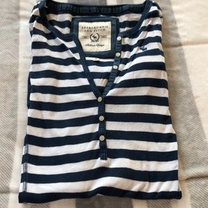 Abercrombie long sleeve top